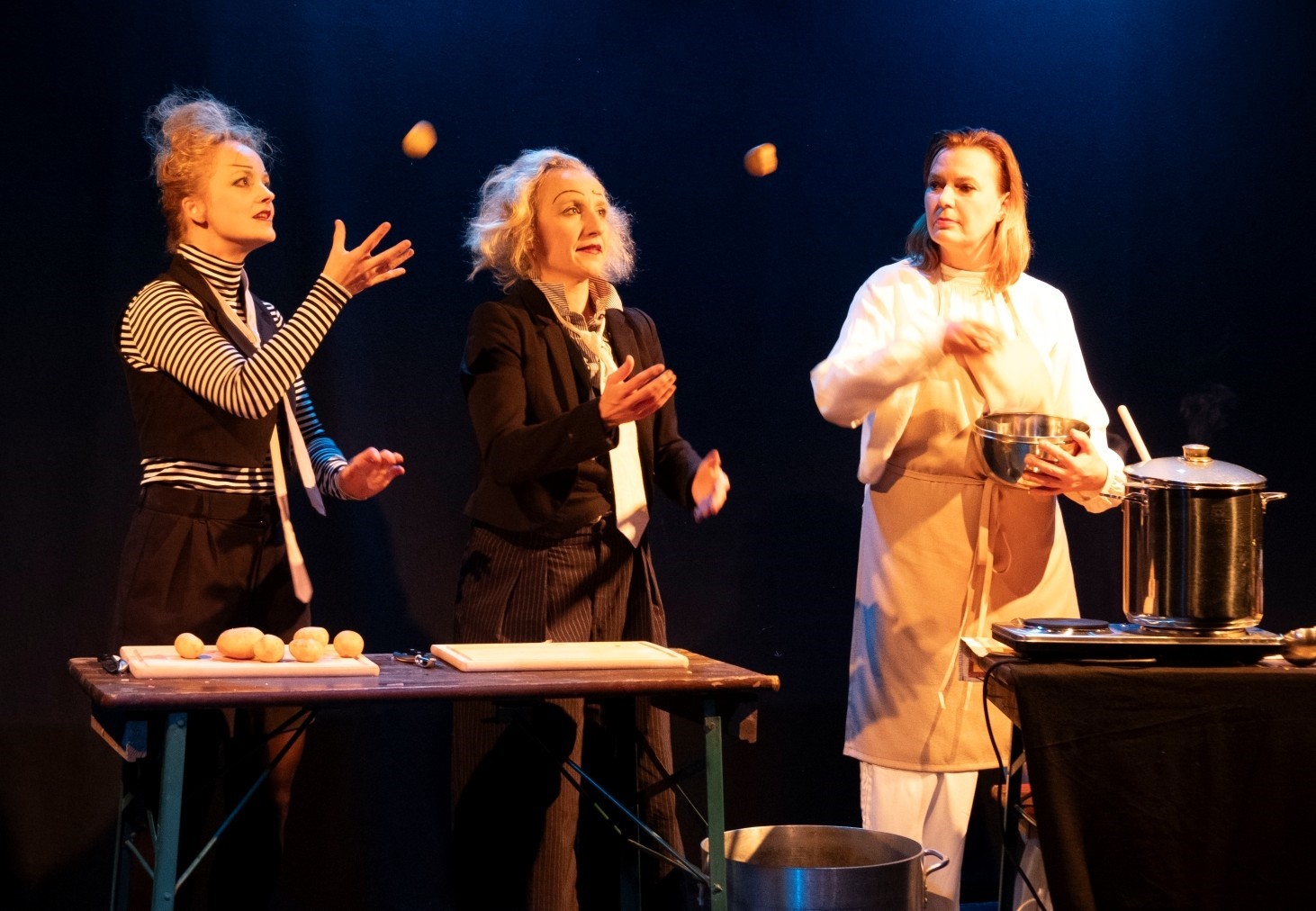 Triple A Theater_Stück PEACE FOOD